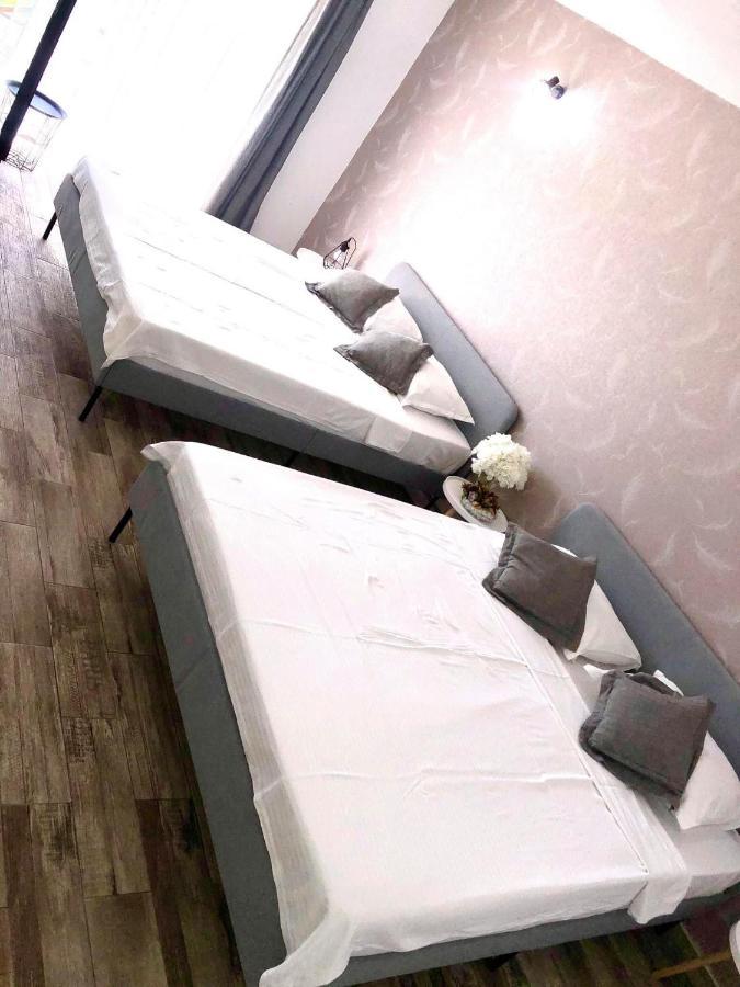 Hotel Mustaciosul Dunarii Ieşelniţa Zewnętrze zdjęcie