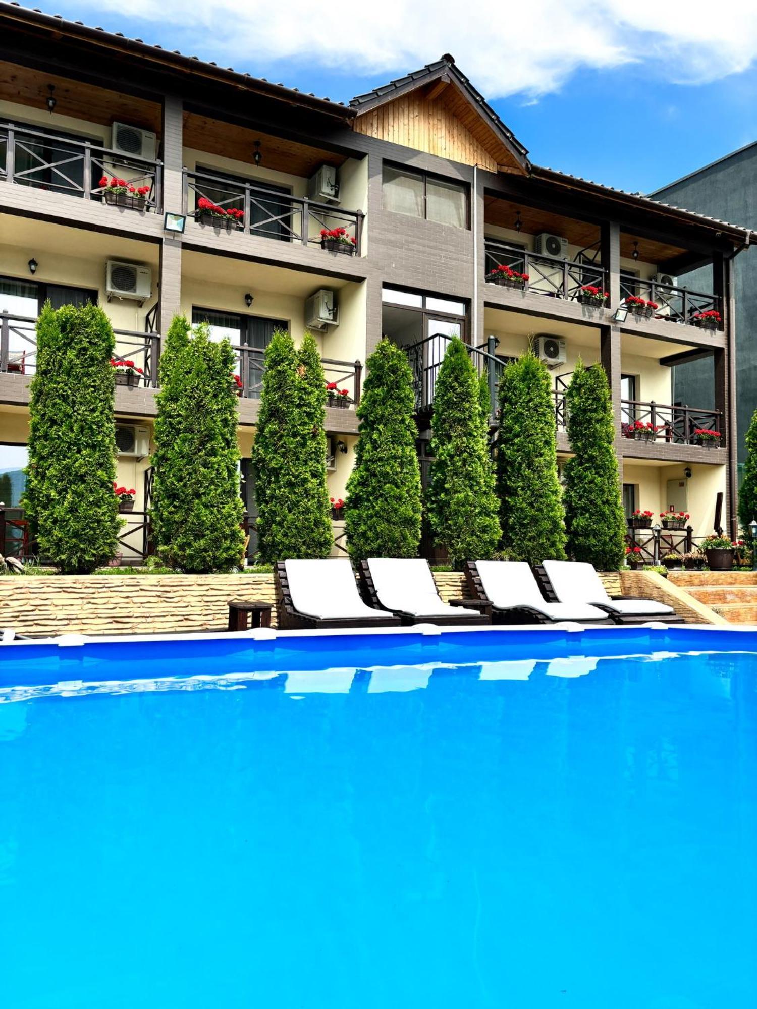 Hotel Mustaciosul Dunarii Ieşelniţa Zewnętrze zdjęcie