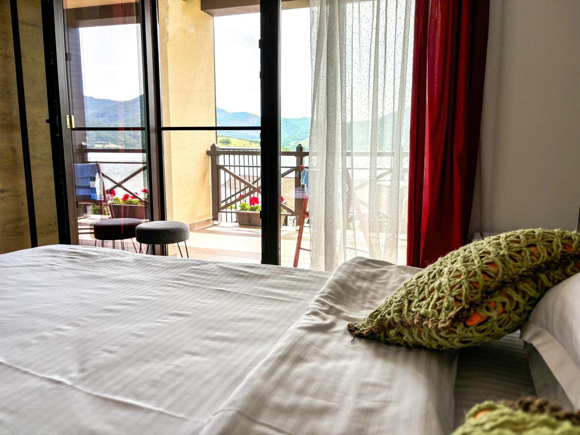 Hotel Mustaciosul Dunarii Ieşelniţa Zewnętrze zdjęcie