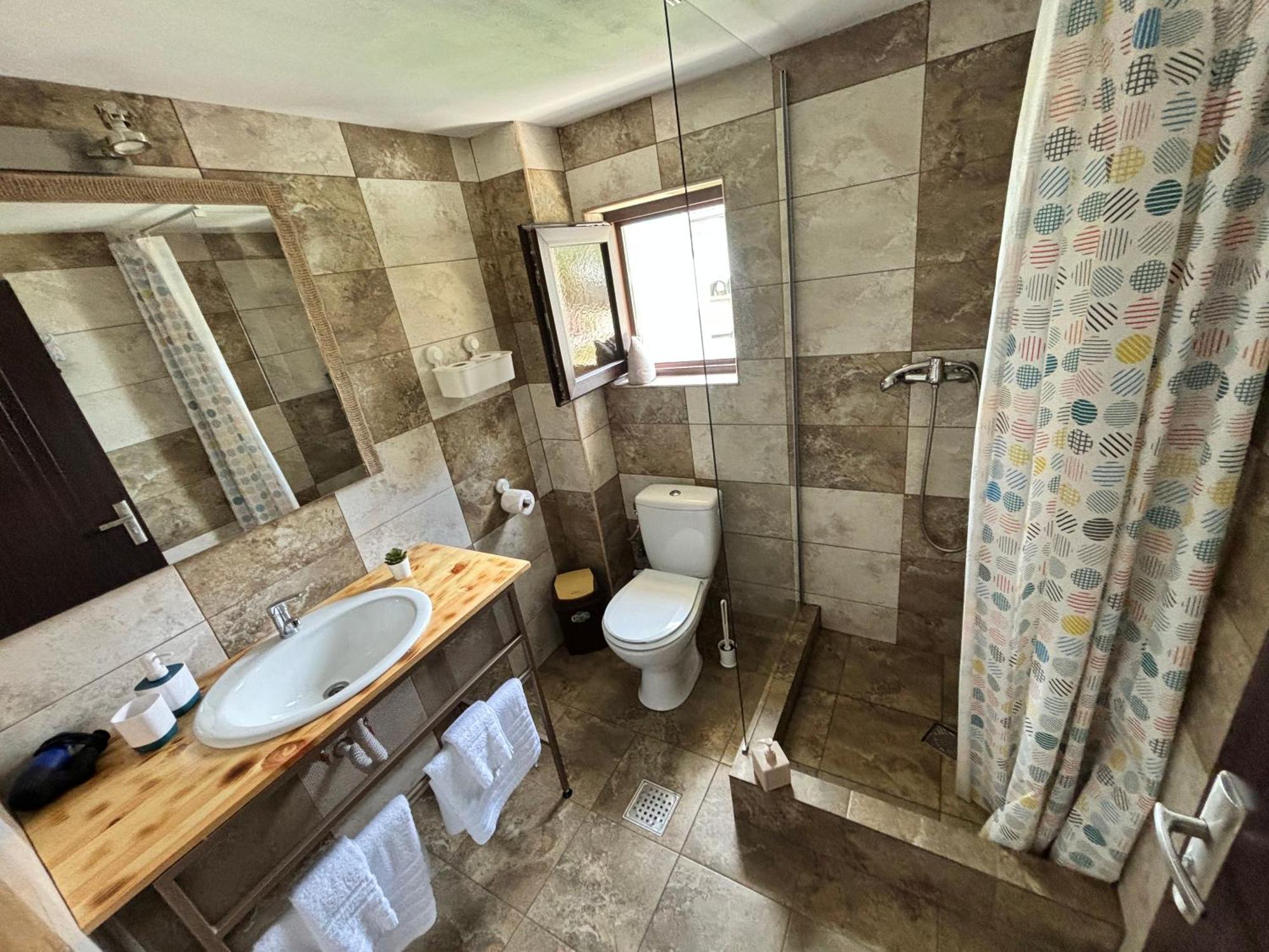 Hotel Mustaciosul Dunarii Ieşelniţa Zewnętrze zdjęcie