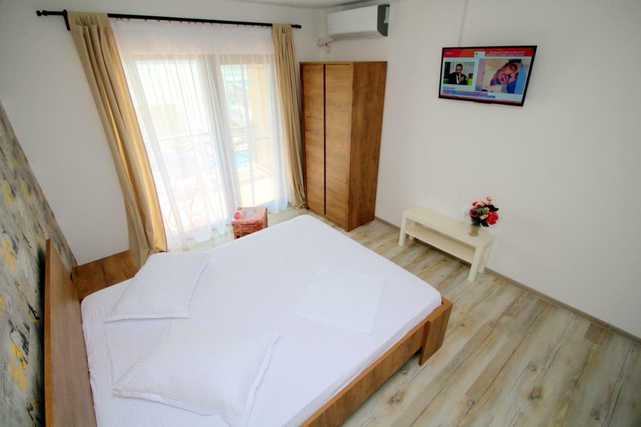 Hotel Mustaciosul Dunarii Ieşelniţa Zewnętrze zdjęcie